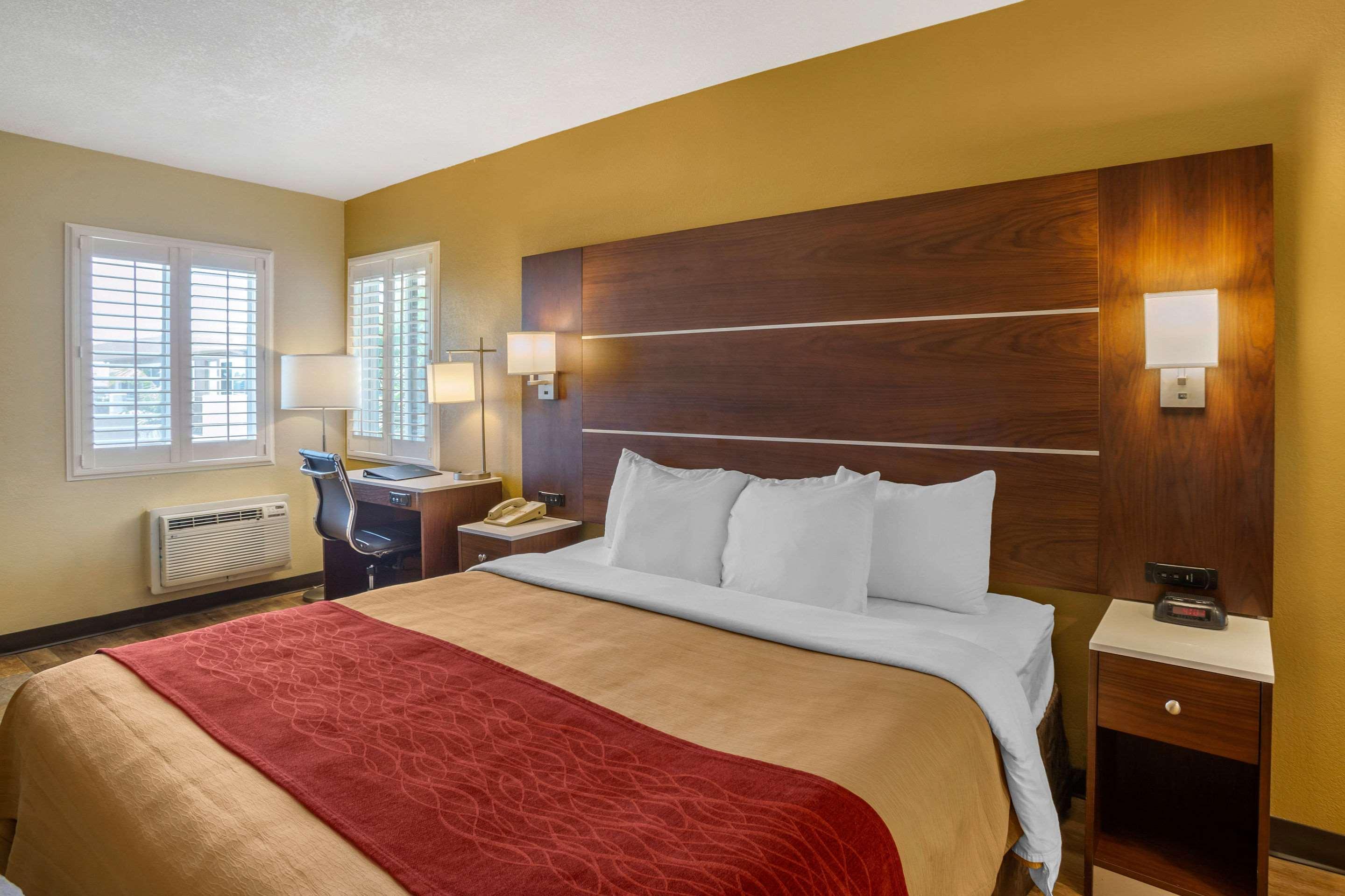 Comfort Inn San Diego Airport At The Harbor Ngoại thất bức ảnh