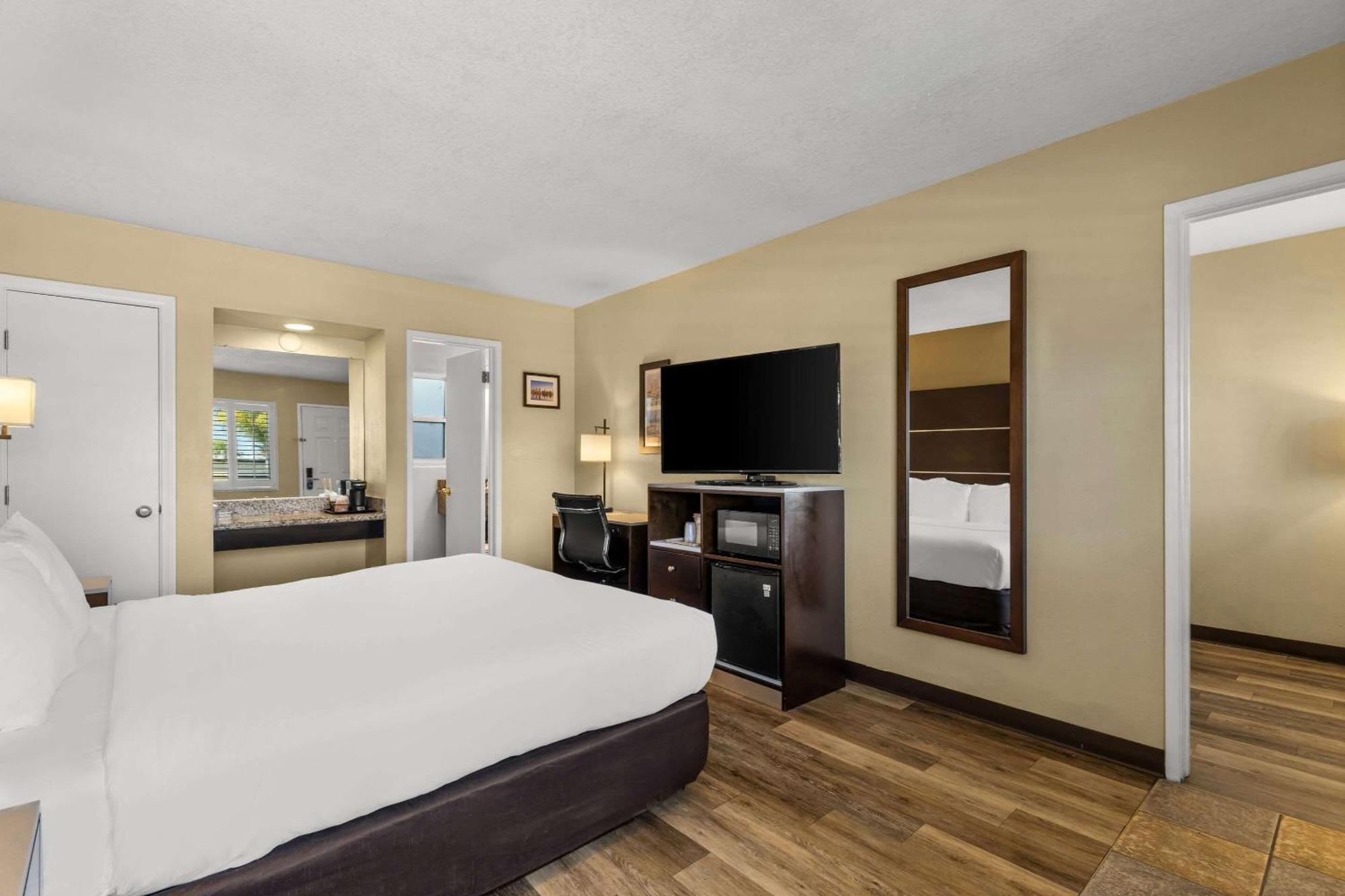 Comfort Inn San Diego Airport At The Harbor Ngoại thất bức ảnh